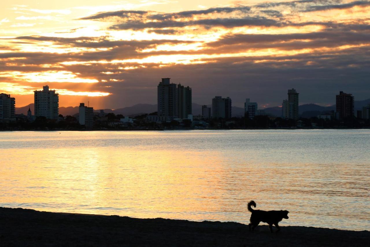Curta Praia Do Quilombo - Lunata Penha  Buitenkant foto